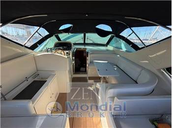 Uniesse 42