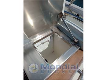 Sessa Marine Key Largo 28