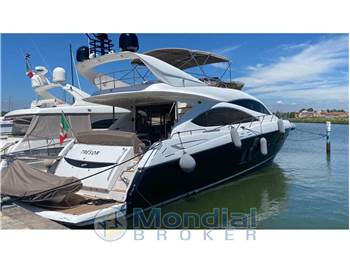 SUNSEEKER MANHATTAN 70