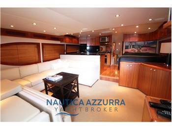 HATTERAS 68 CONVERTIBLE