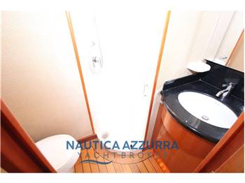 HATTERAS 68 CONVERTIBLE