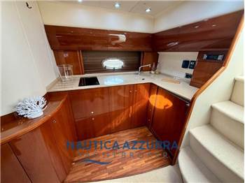 PRINCESS V48