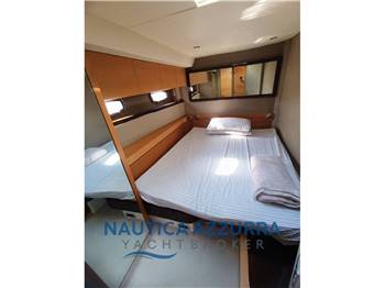 FAIRLINE TARGA 64
