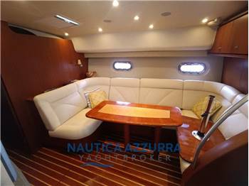 TIARA YACHT 4300 SOVRAN