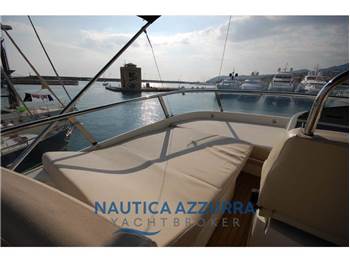 FAIRLINE SQUADRON 70