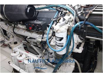 HATTERAS 68 CONVERTIBLE