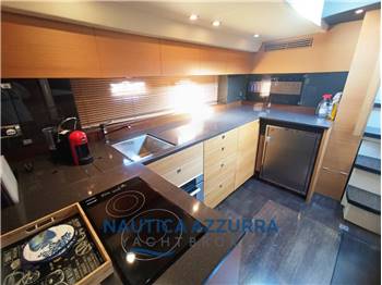 FAIRLINE TARGA 64 GT