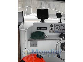 Cantiere navale parente delfino 60 CABIN