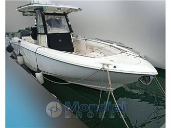 Boston Whaler Outrage 320
