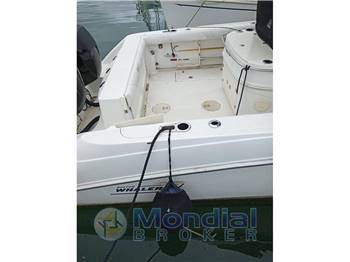 Boston Whaler Outrage 320