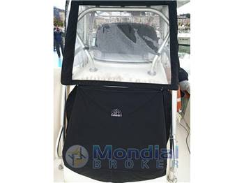 Boston Whaler Outrage 320