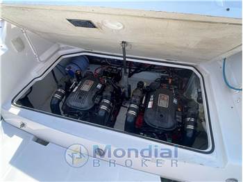Regal Marine 3060 Window Express