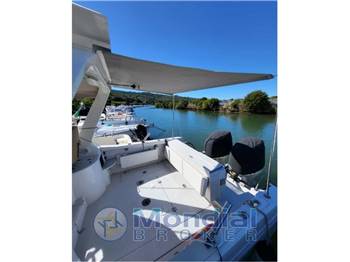 Four Winns Boats 257 Quest