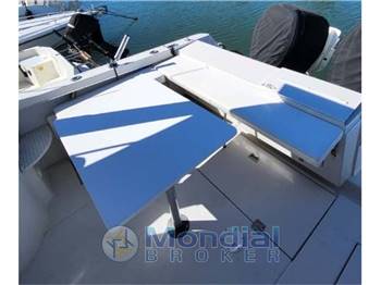 Four Winns Boats 257 Quest