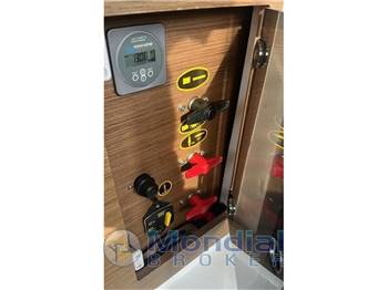 JEANNEAU MERRY FISHER 895 OFFSHORE