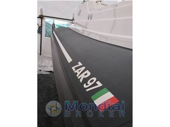 Zar Formenti 97 Skydeck