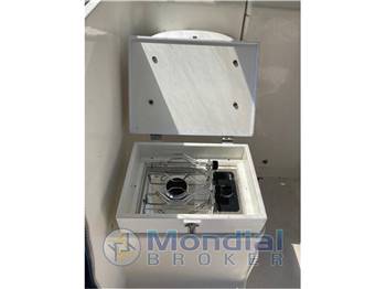 JEANNEAU MERRY FISHER 580
