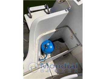JEANNEAU MERRY FISHER 580