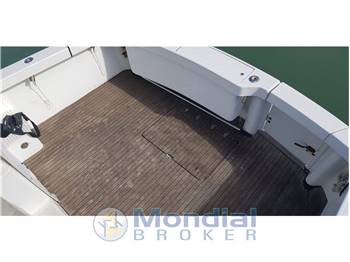 Luhrs 290 Open