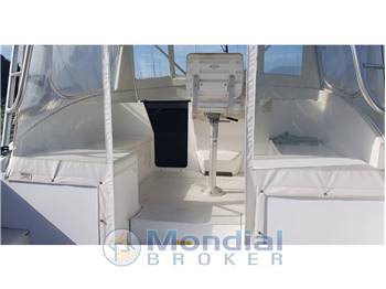 Luhrs 290 Open