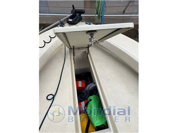 Al Custom Al Custom 21 CC