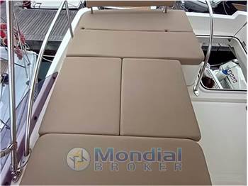 Jeanneau MERRY FISHER 10