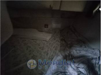 Regal Marine Commodore 2750