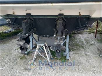 Regal Marine Commodore 2750