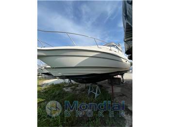 Regal Marine Commodore 2750