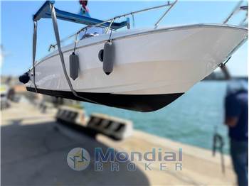 Sessa Marine KEY LARGO 24 WA