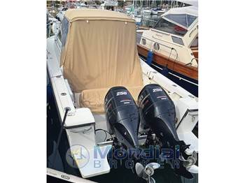 Pursuit EXPRESS 2800 OPEN