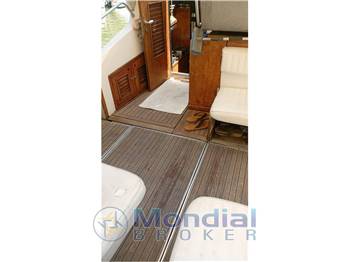 Rio 830 Cabin