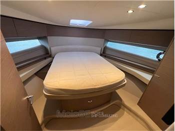 Princess Yachts F50