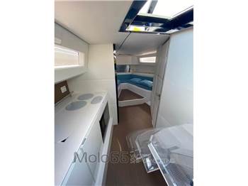 Evo Yachts Evo R4 WA