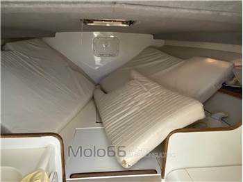 Bertram Yacht 28' Moppie