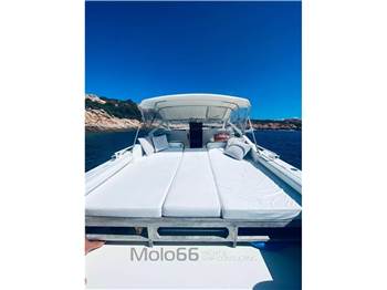 Bertram Yacht 28' Moppie