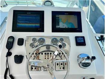 Cabo 32 Express