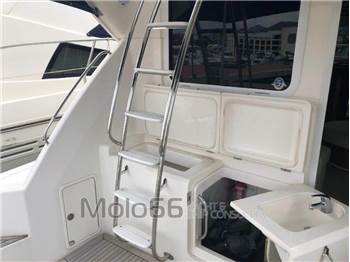 Riviera Marine 37 Flybridge