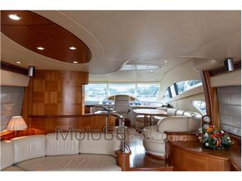 Azimut 62