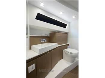 Evo Yachts Evo R4 WA 43