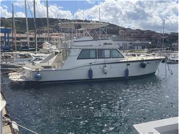 Hatteras 52C