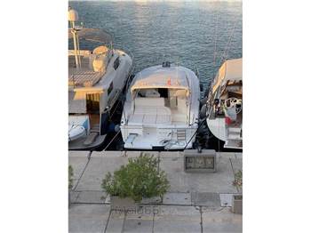 Riviera Marine 4000 Offshore
