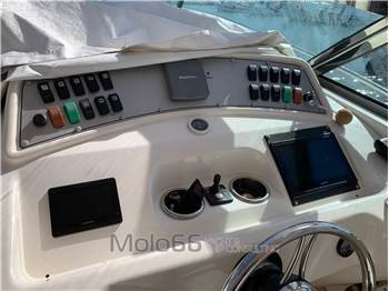 Riviera Marine 4000 Offshore