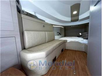 Sacs marine Strider 15