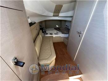 Sacs marine Strider 15