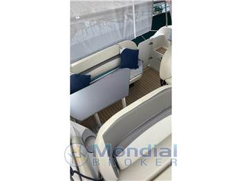 REGAL MARINE 2760 COMMODORE 2860