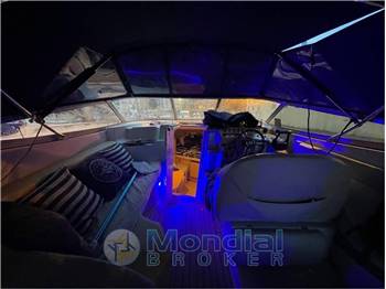 REGAL MARINE 2760 COMMODORE 2860