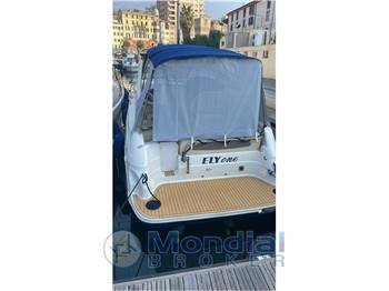 REGAL MARINE 2760 COMMODORE 2860