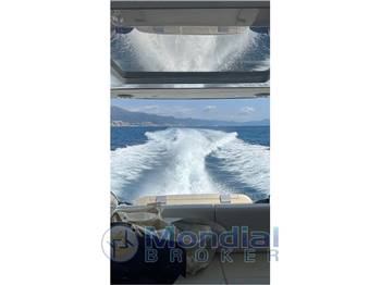 SUNSEEKER PREDATOR 58-60