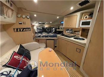 REGAL MARINE 2760 COMMODORE 2860